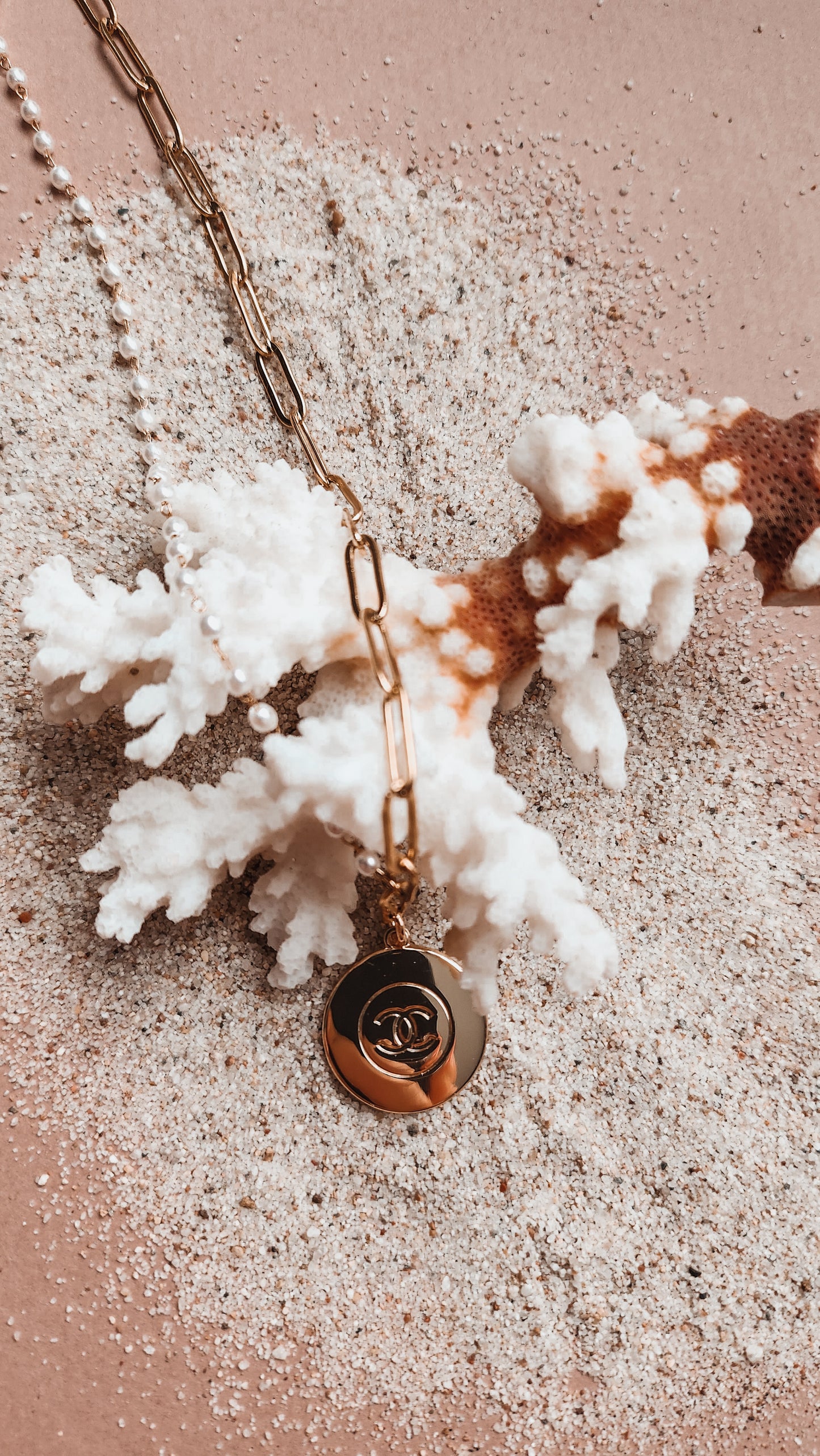 Collier Médaille Chanel