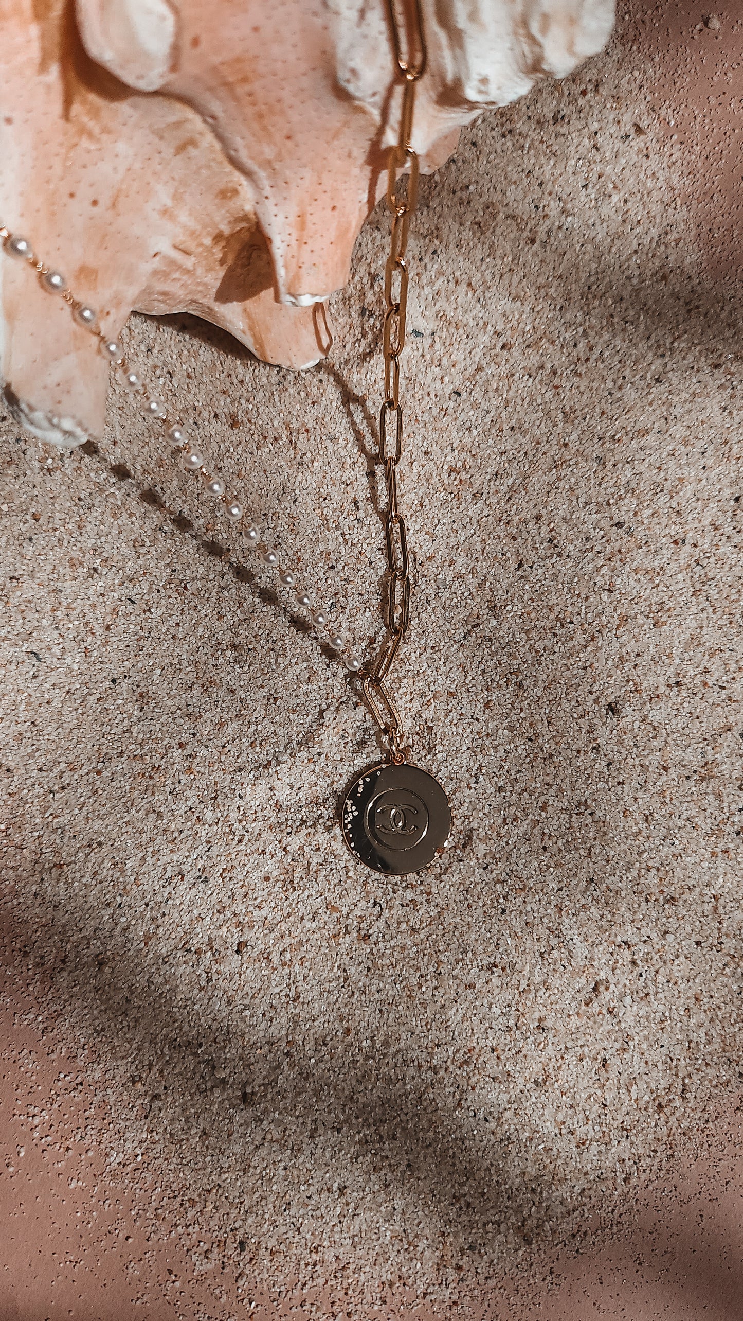 Collier Médaille Chanel