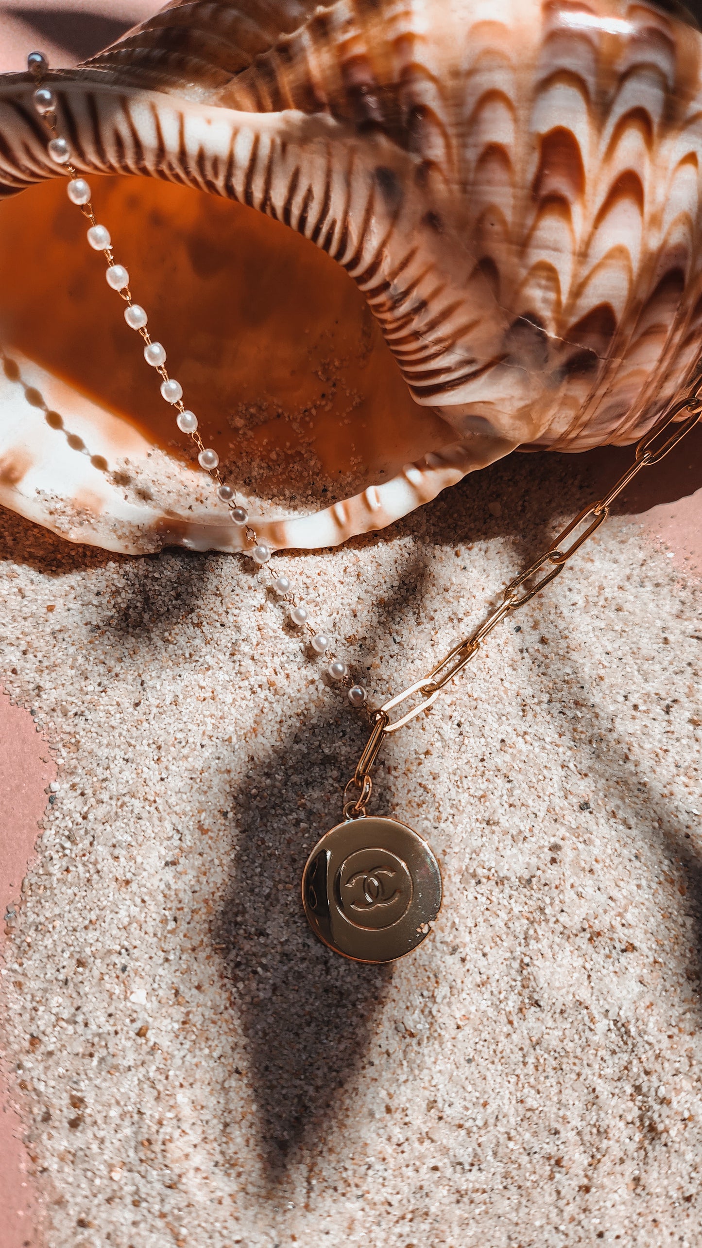 Collier Médaille Chanel