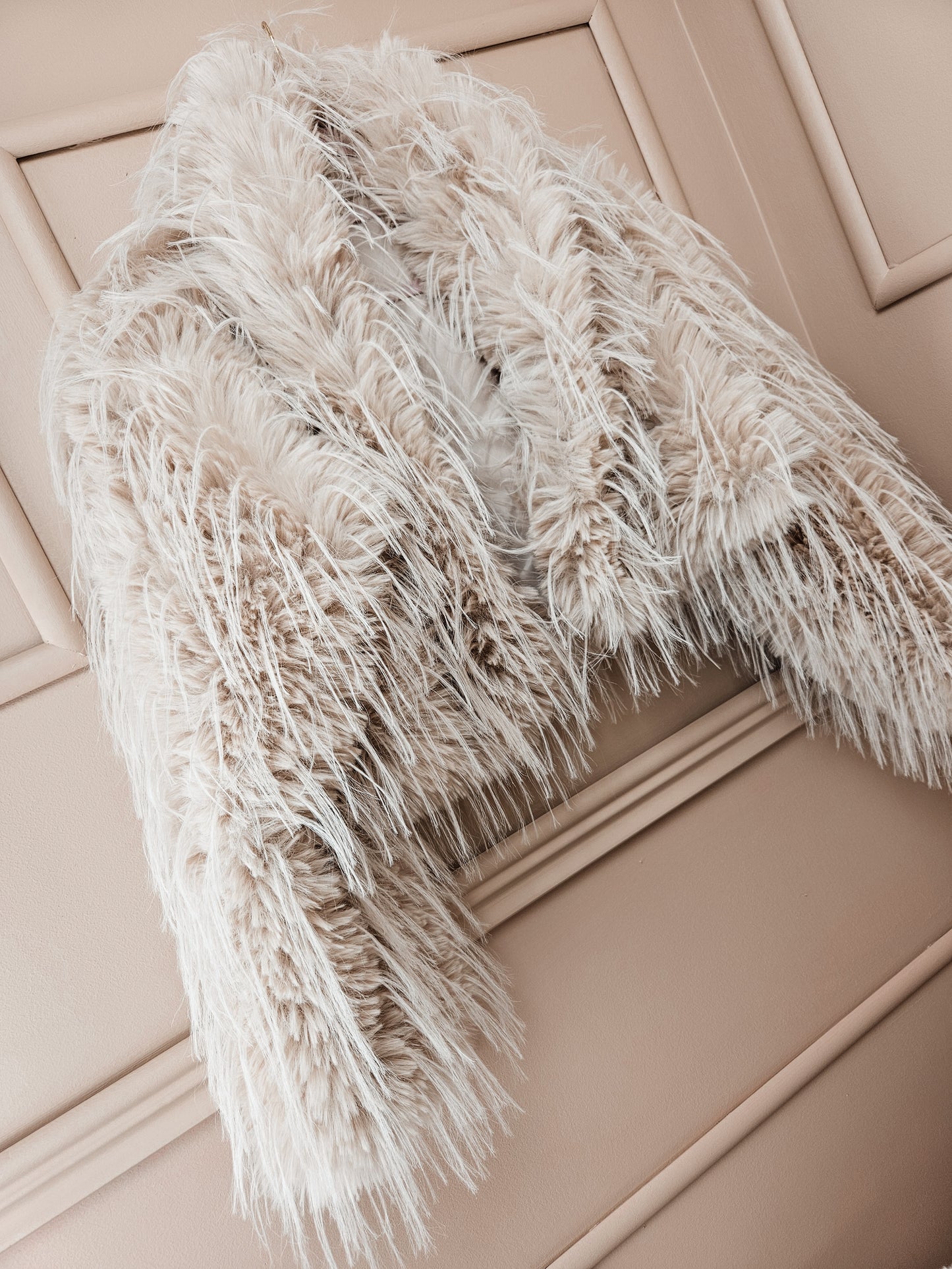 Veste en fourrure synthétique Cynthia Crème