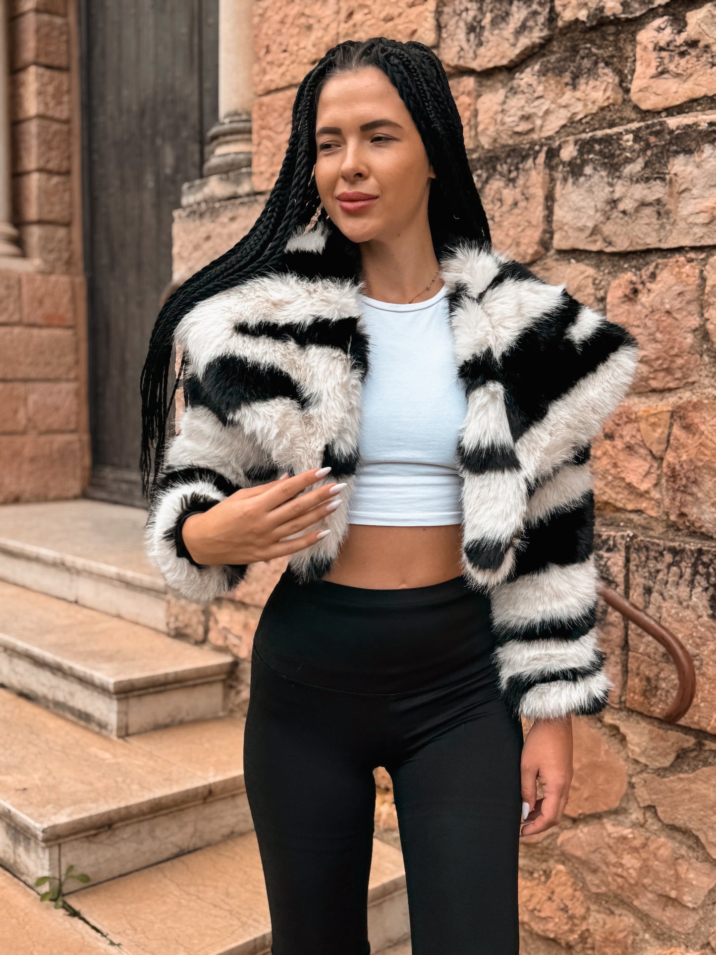 Veste en fourrure synthétique Lana noir&crème